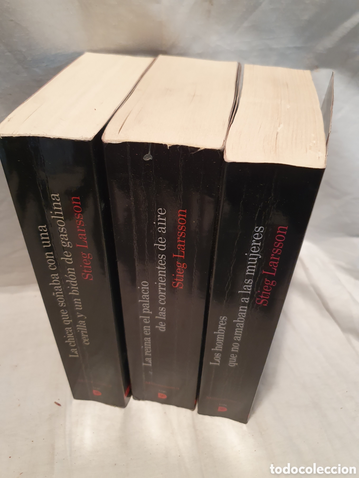 Libros de segunda mano: TRIOLOGIA DE MILLENIUM. STIEG LARSSON. DESTINO. TAPA BLANDA. - Foto 2