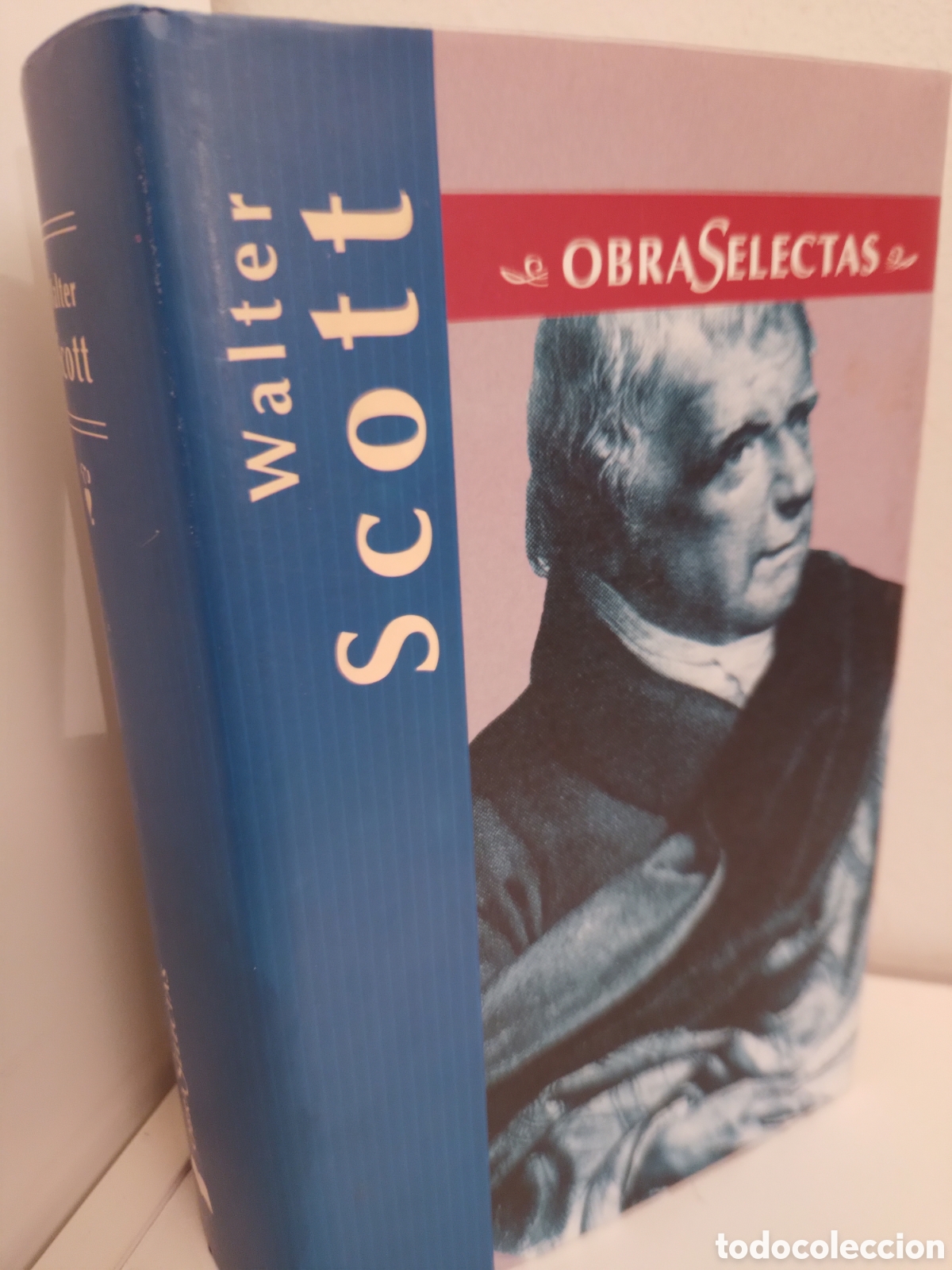 Libros de segunda mano: WALTER SCOTT, OBRAS SELECTAS, IVANHOE-EL PIRATA, EDIMAT 2000 - Foto 1