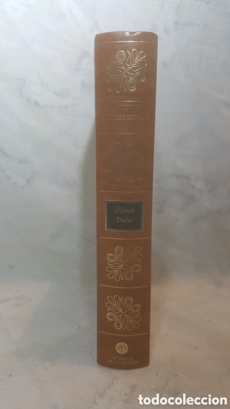 Libros de segunda mano: LIBRO OLIVER TWIST DE CHARLES DICKENS. LA MAISON DE LECRITURE - Foto 2