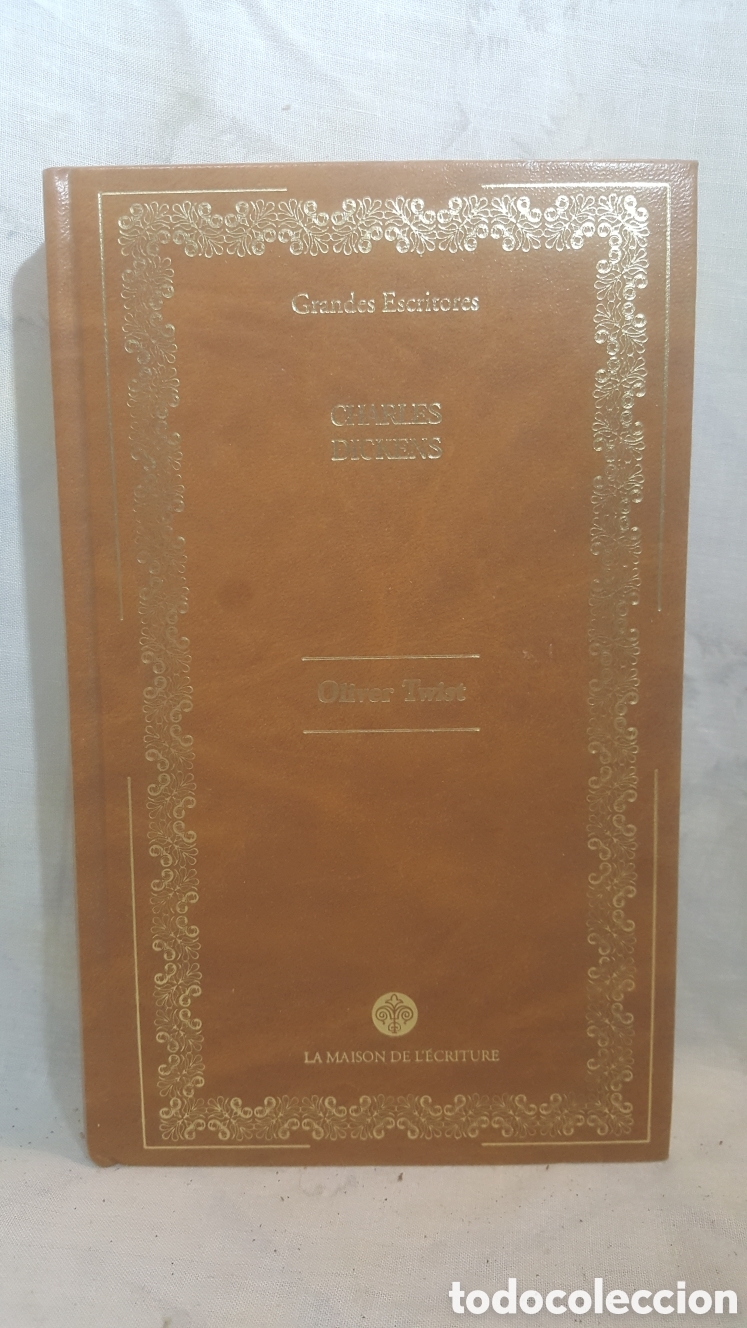 Libros de segunda mano: LIBRO OLIVER TWIST DE CHARLES DICKENS. LA MAISON DE LECRITURE - Foto 1
