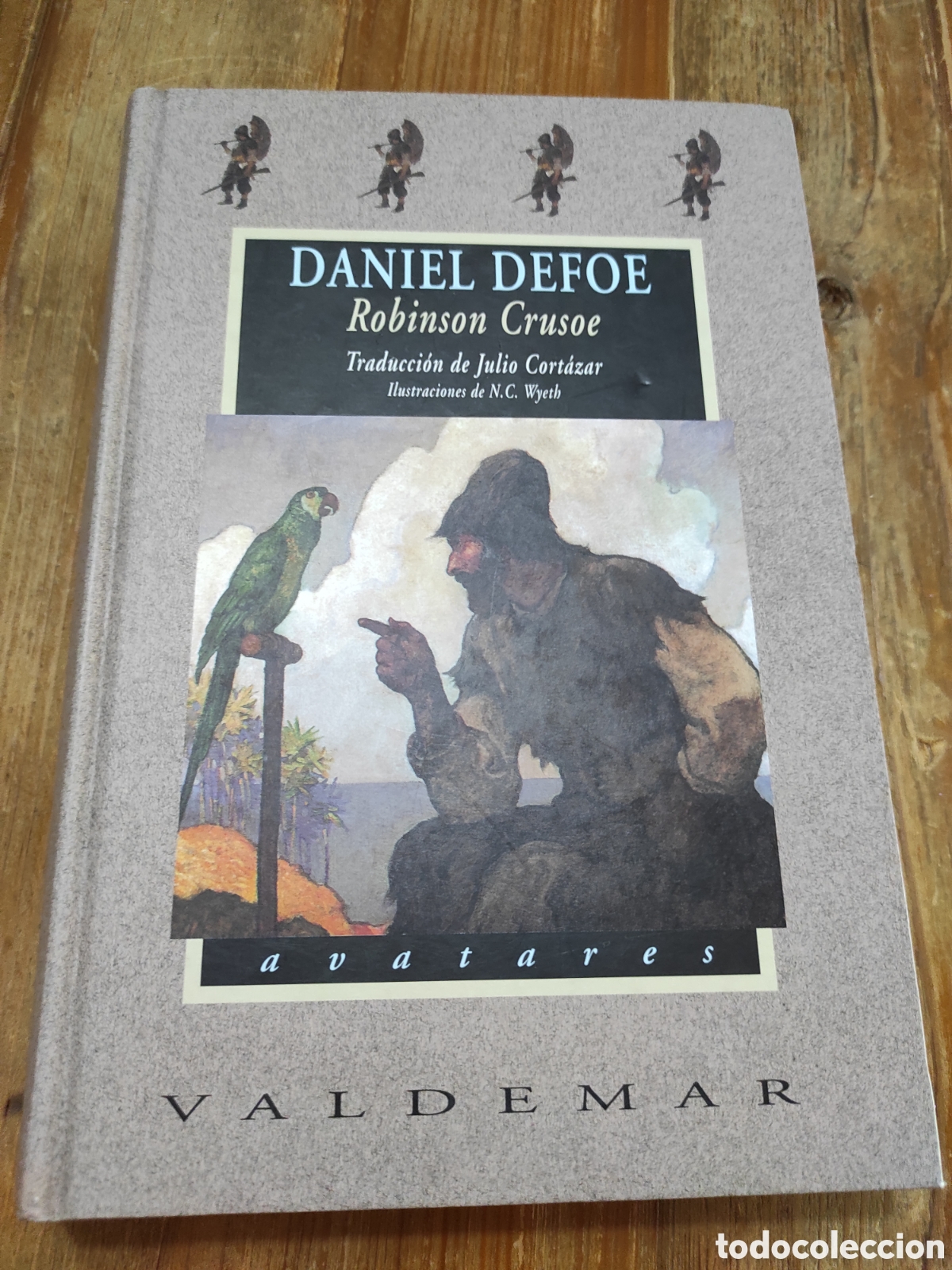 Libros de segunda mano: Robinson Crusoe. Valdemar Avatares 56 - Foto 1