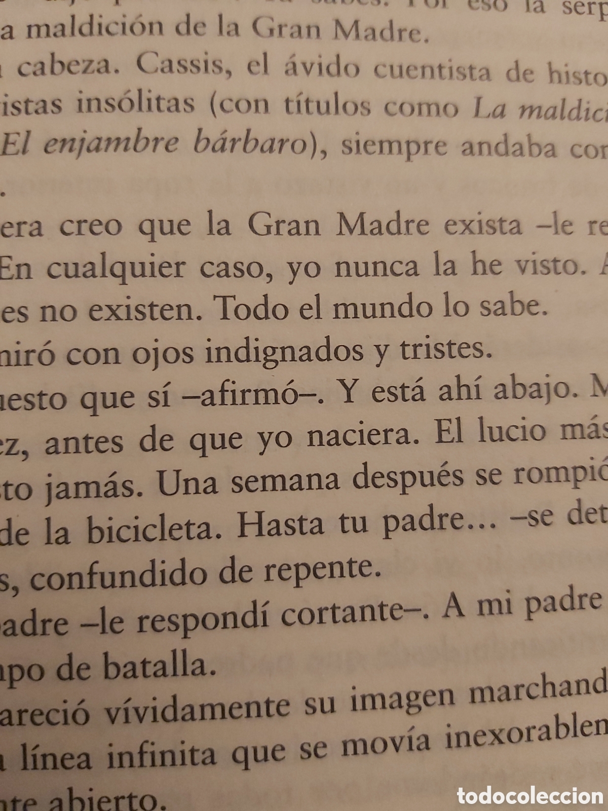 Libros de segunda mano: CINCO CUARTOS DE NARANJA # JOANNE HARRIS # C&Iacute;RCULO DE LECTORES # 2001 - Foto 3