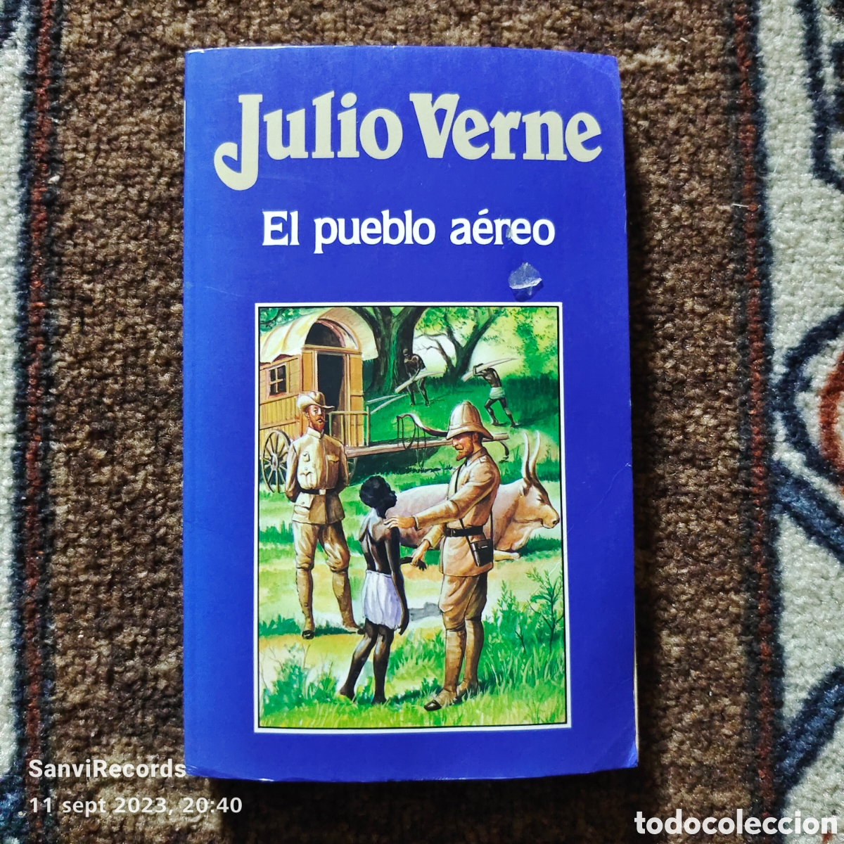 Libros de segunda mano: EL PUEBLO A&Eacute;REO (JULIO VERNE) - Foto 1