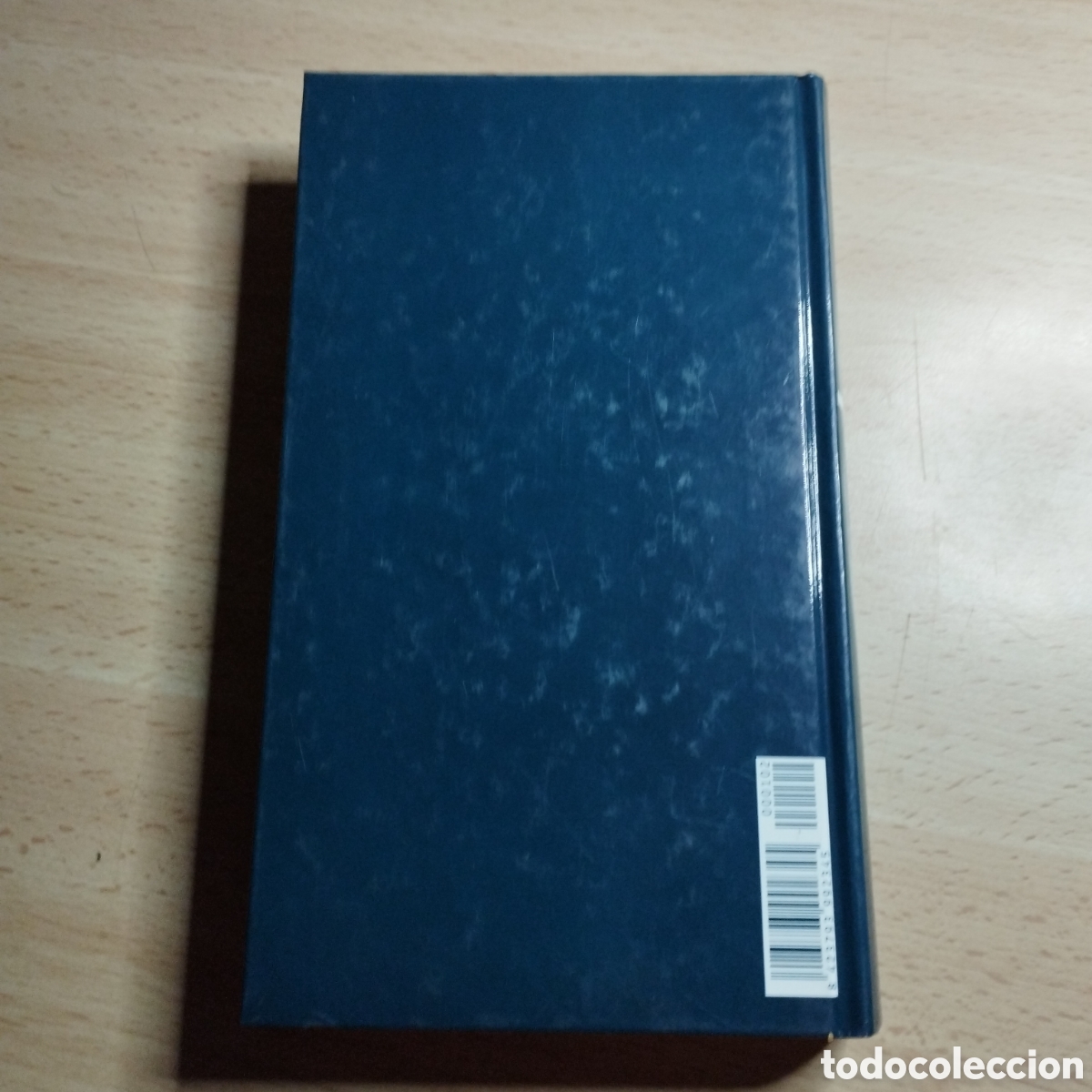 Libros de segunda mano: P&aacute;jaro en una tormenta. Isaac Montero. - Foto 2