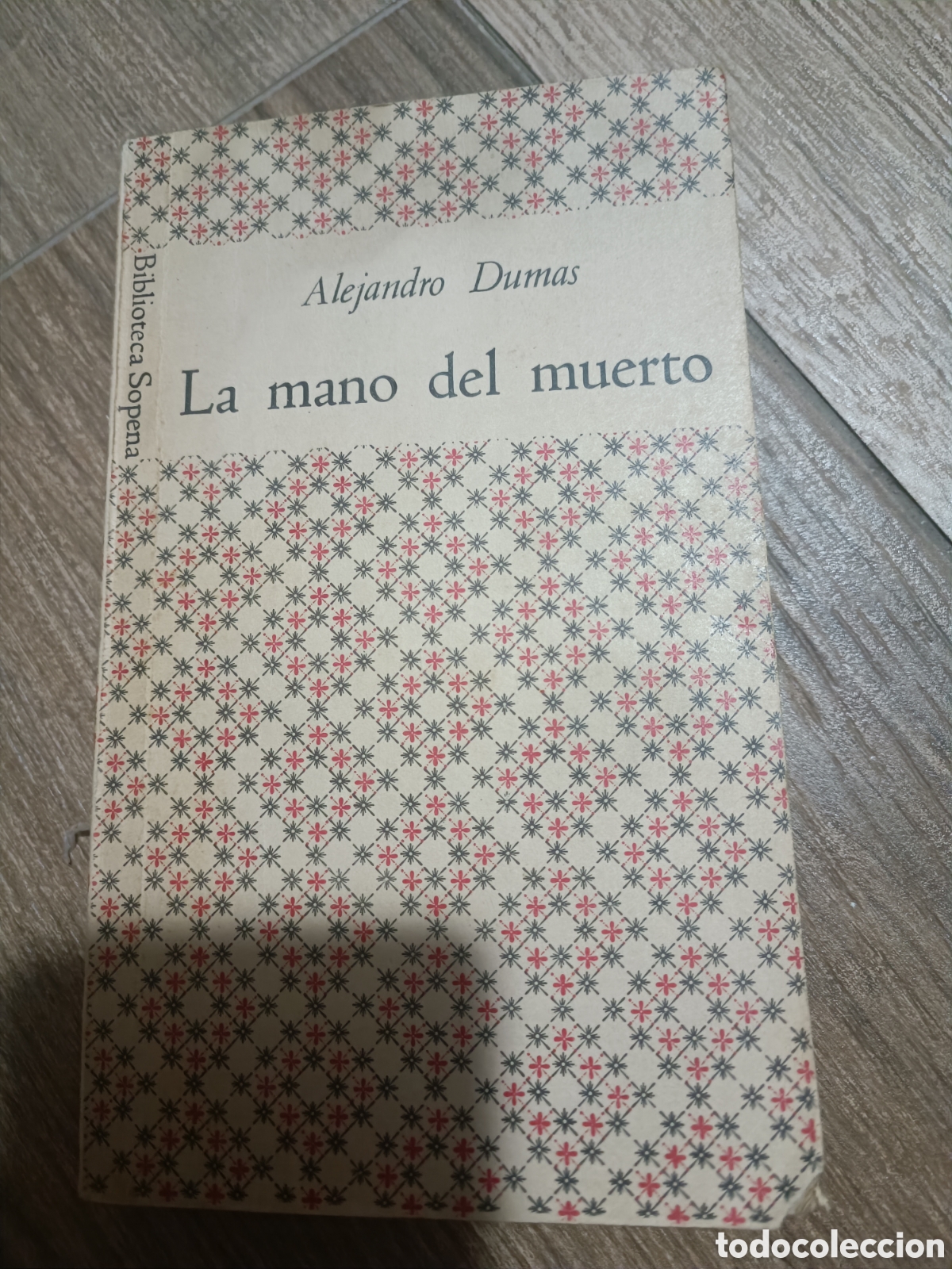 Libros de segunda mano: La mano del muerto - Foto 1