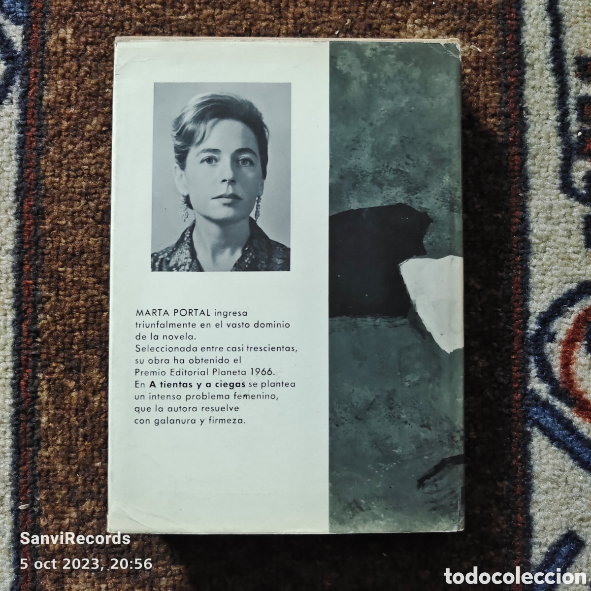 Libros de segunda mano: A TIENTAS Y A CIEGAS (MARTA PORTAL) - Foto 2
