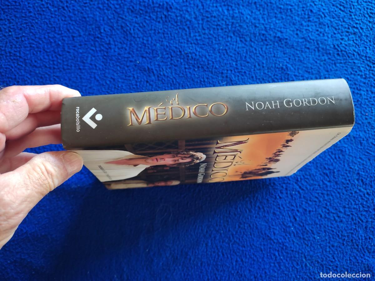 Libros de segunda mano: El M&eacute;dico Noah Gordon Editorial Roca 2013 - Foto 2