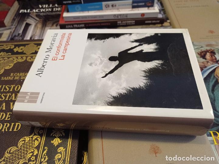 Libros de segunda mano: 2012 - ALBERTO MORAVIA. El conformista / La campesina - Foto 2