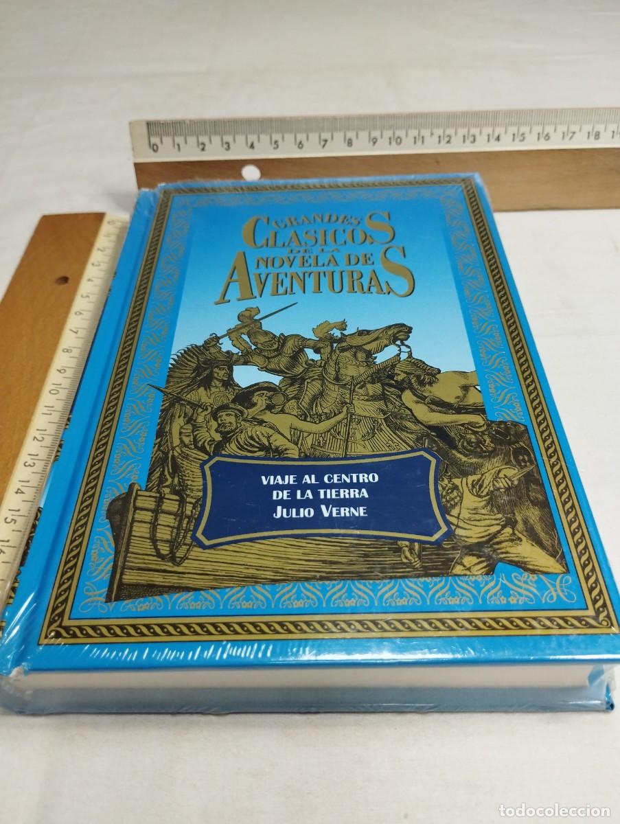 Libros de segunda mano: Viaje al centro de la tierra. Julio Verne - Foto 1