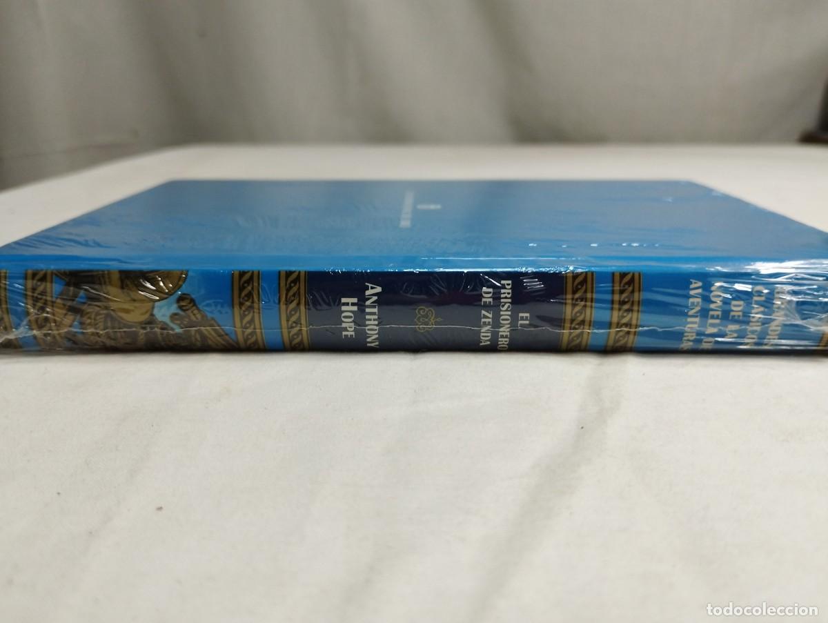 Libros de segunda mano: El prisionero de Zenda. Anthony Hope - Foto 2