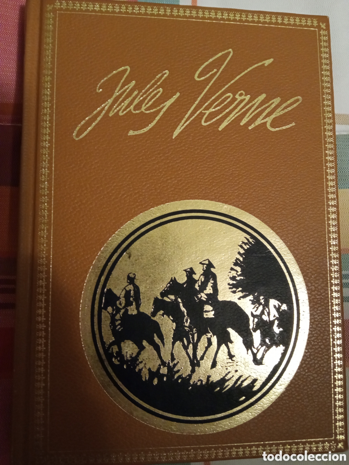 Libros de segunda mano: Colecci&oacute;n cl&aacute;sicos Julio Verne - Foto 1