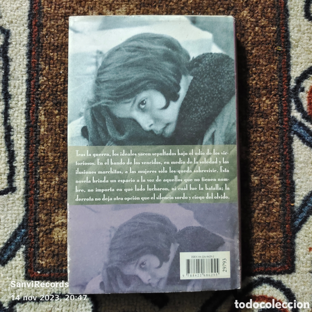 Libros de segunda mano: UN LARGO SILENCIO (&Aacute;NGELES CASO) (C&Iacute;RCULO DE LECTORES) - Foto 2