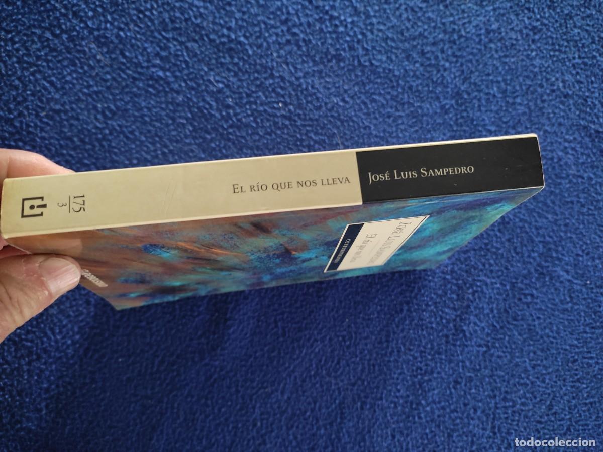 Libros de segunda mano: El R&iacute;o que nos Lleva J. Luis Sampedro Ed. Random House 2004 - Foto 2