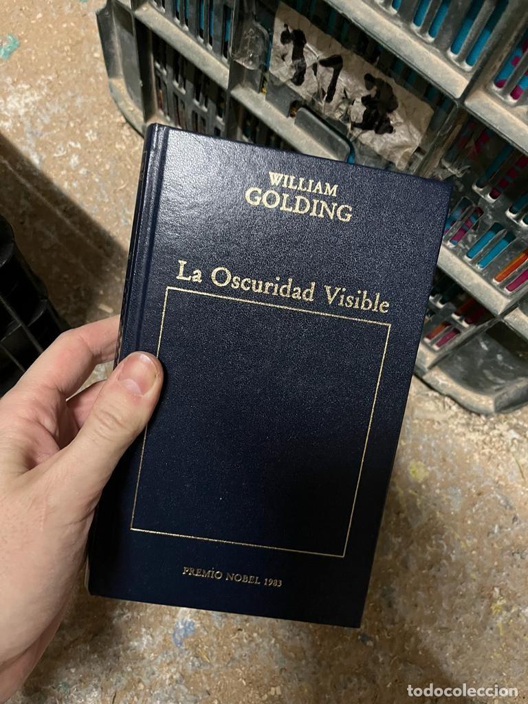 Libros de segunda mano: CAJA113 WILLIAM GOLDING, LA OSCURIDAD VISIBLE. - Foto 1
