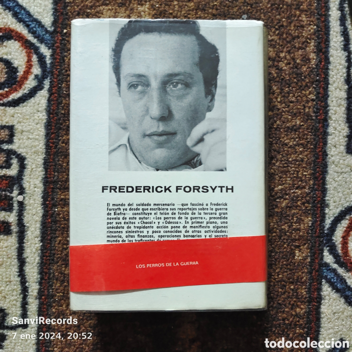 Libros de segunda mano: LOS PERROS DE LA GUERRA (FREDERICK FORSYTH) - Foto 2