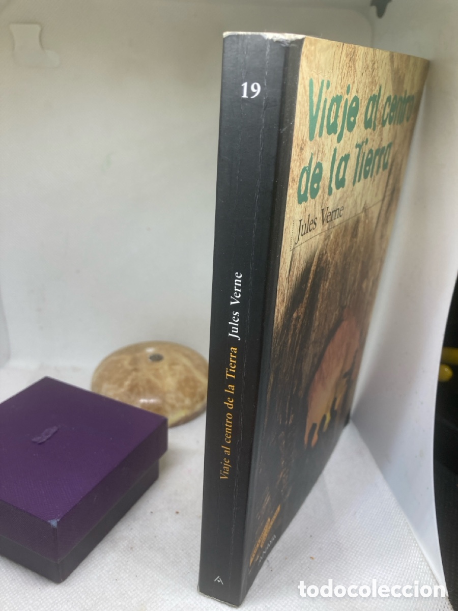 Libros de segunda mano: VIAJE AL CENTRO DE LA TIERRA DE JULES VERNE - Foto 3