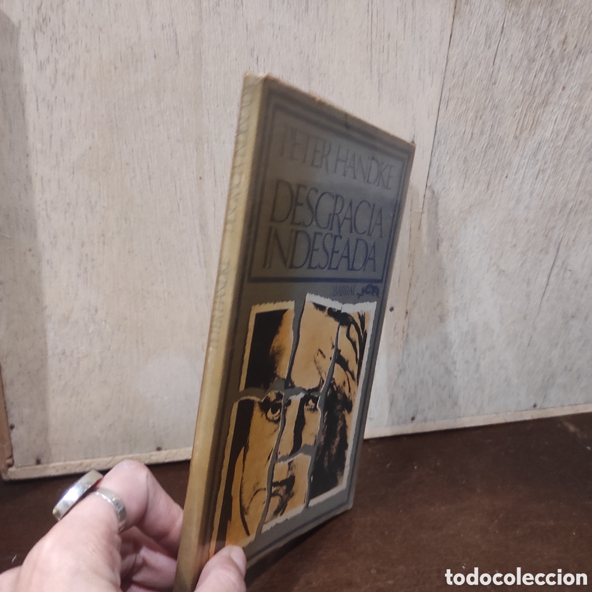 Libros de segunda mano: PETER HANDKE - DESGRACIA INDESEADA - BARRAL - Foto 2
