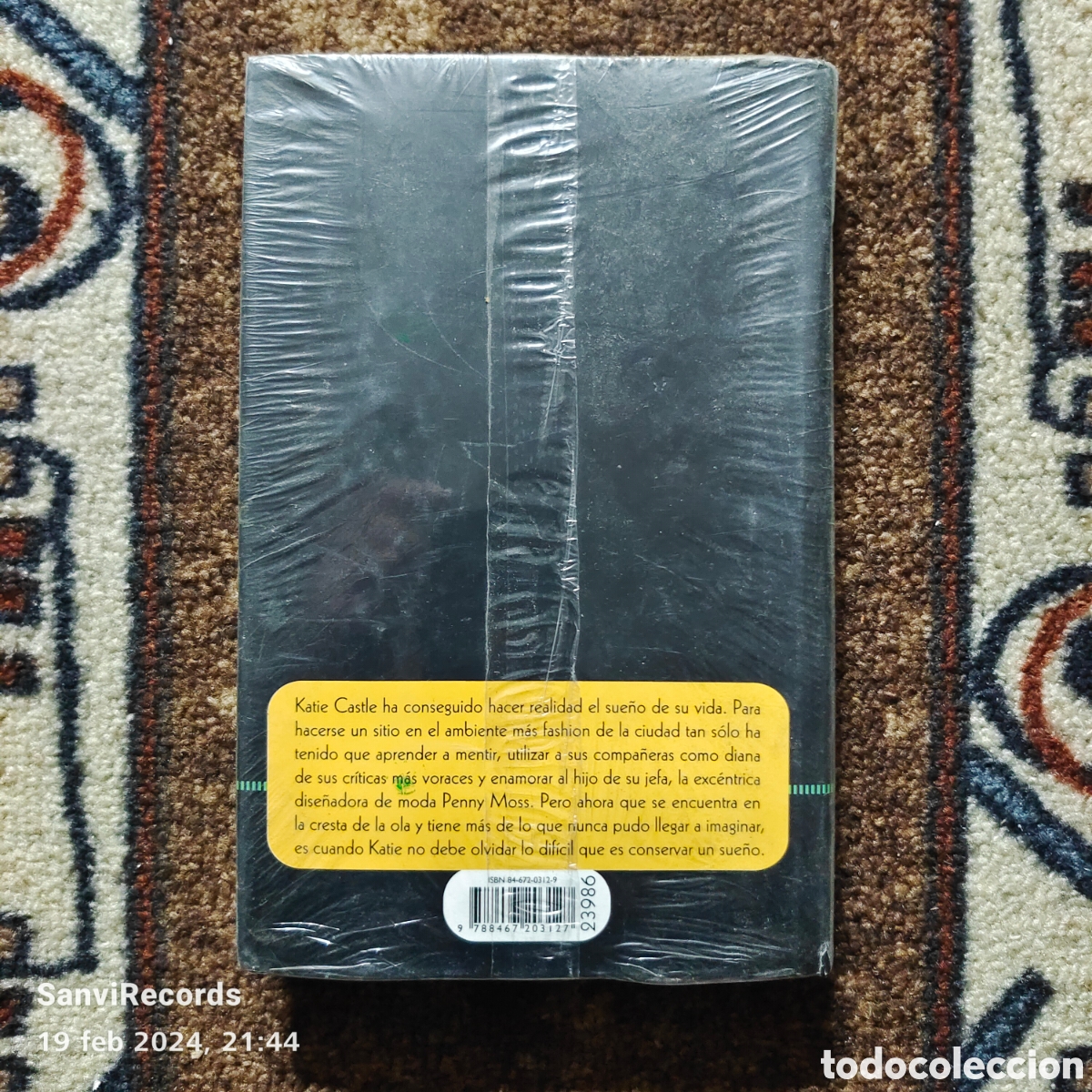 Libros de segunda mano: GENTE GUAPA (REBECCA CAMPBELL) (C&Iacute;RCULO DE LECTORES) - Foto 2