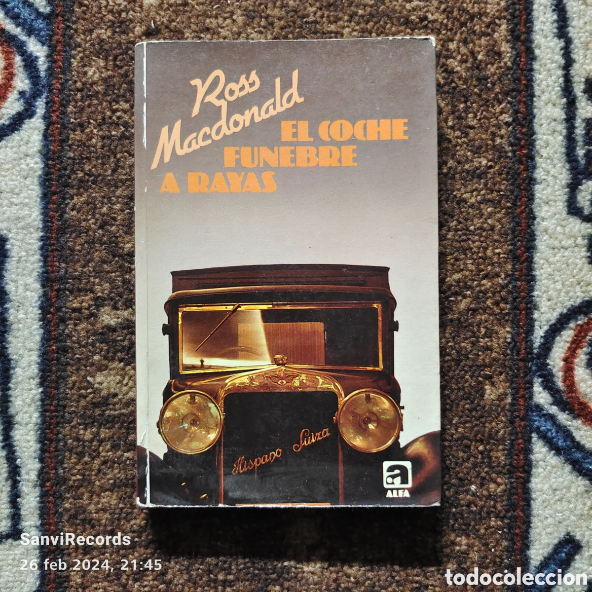 Libros de segunda mano: EL COCHE F&Uacute;NEBRE A RAYAS (ROSS MACDONALD) (ALFA) - Foto 1