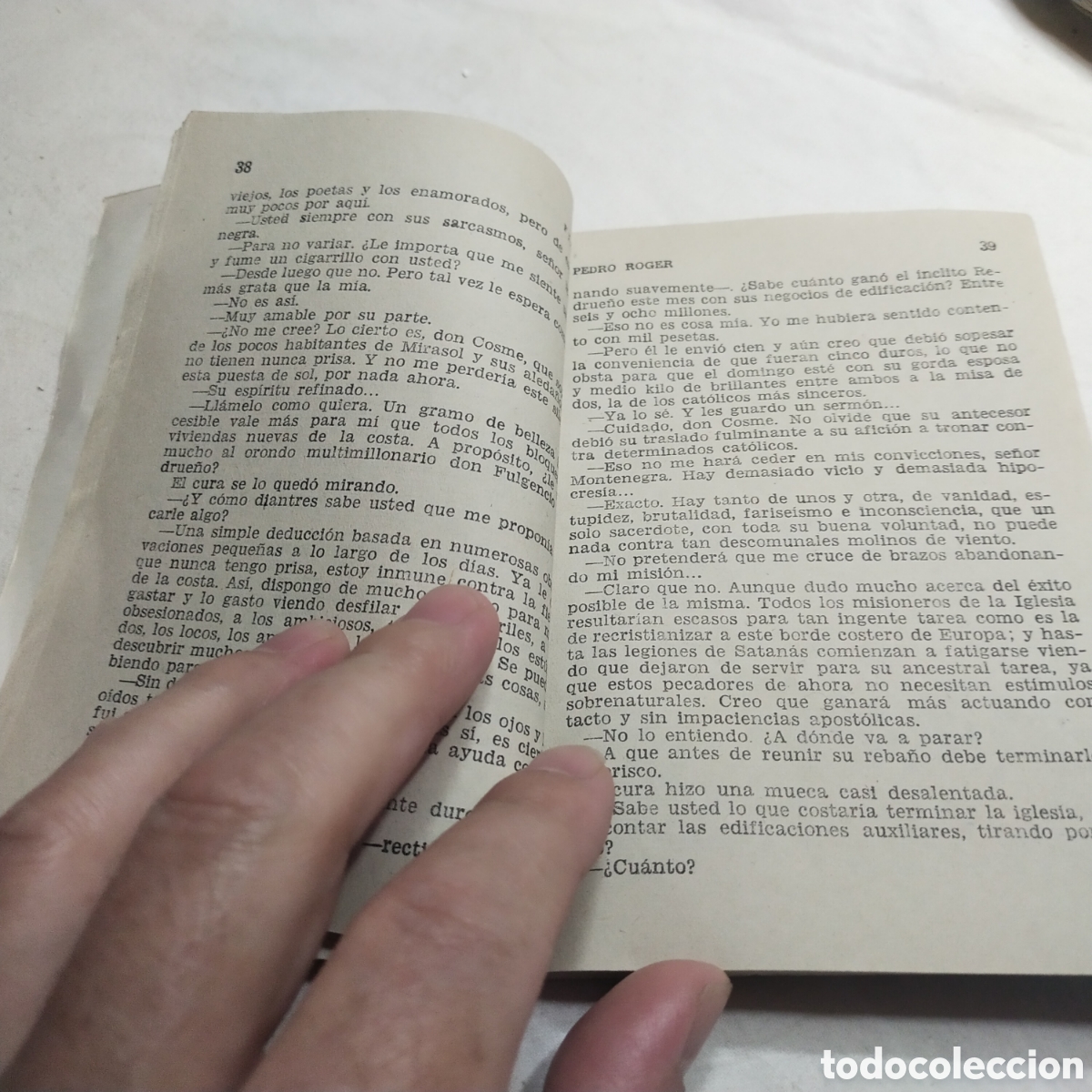 Libros de segunda mano: Fiebre. Pedro Roger. - Foto 3