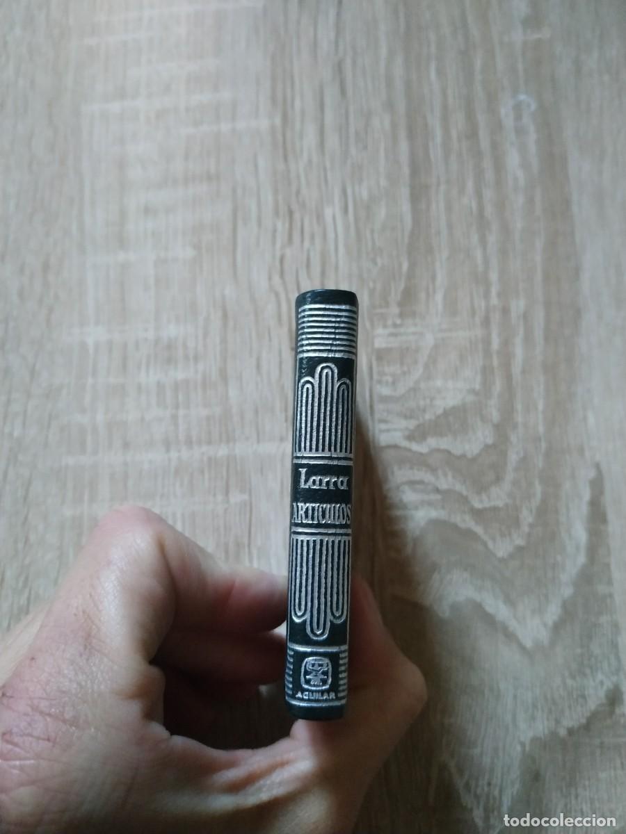 Libros de segunda mano: Art&iacute;culos - Larra. Crisol&iacute;n 025. Aguilar - Foto 1