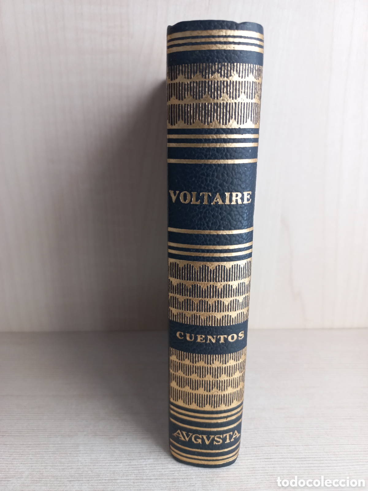 Libros de segunda mano: Cuentos Voltaire. Editorial Augusta, colecci&oacute;n Obras Estelares, 1971. - Foto 1