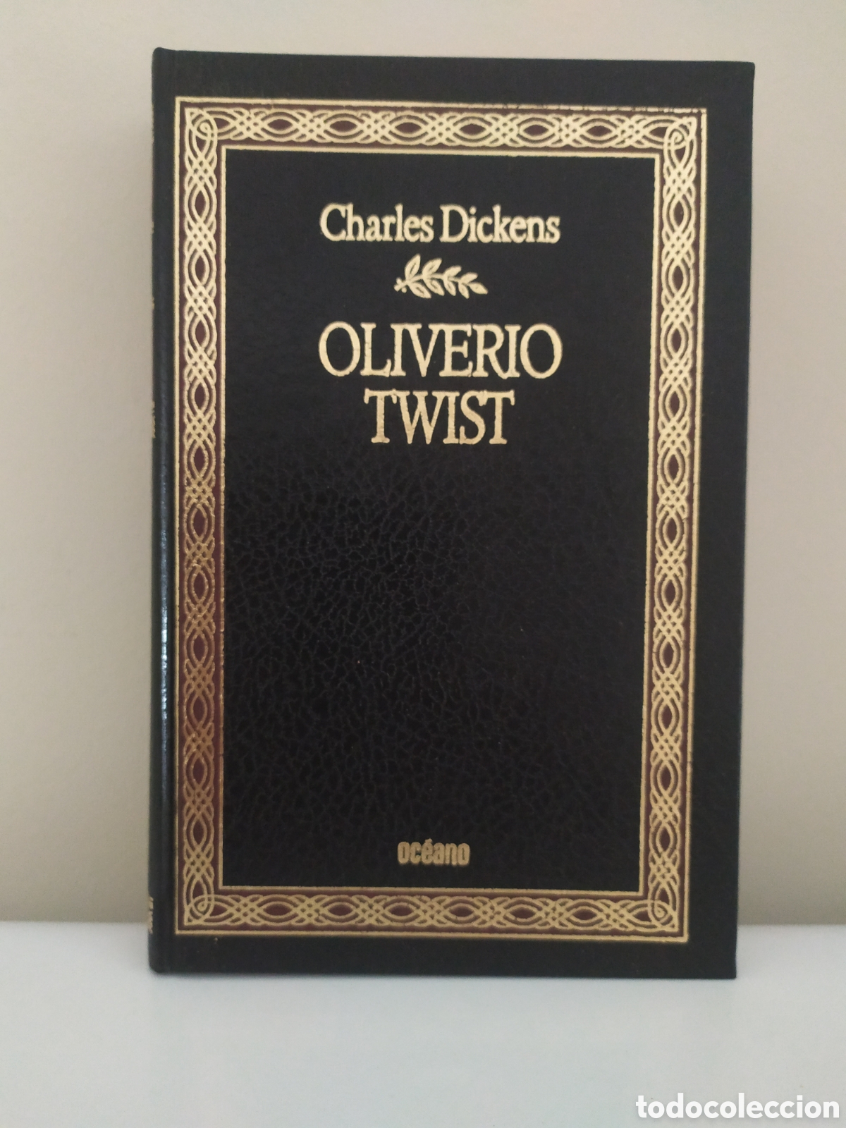 Libros de segunda mano: OLIVERIO TWIST. CHARLES DICKENS. EDICIONES OC&Eacute;ANO 1989. - Foto 1