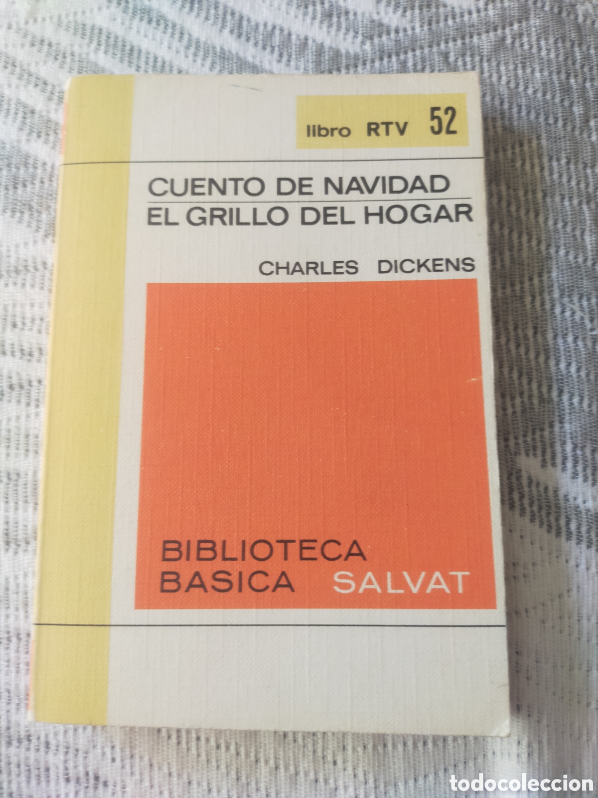 Libros de segunda mano: Cuento de Navidad.El grillo del hogar. - Foto 1