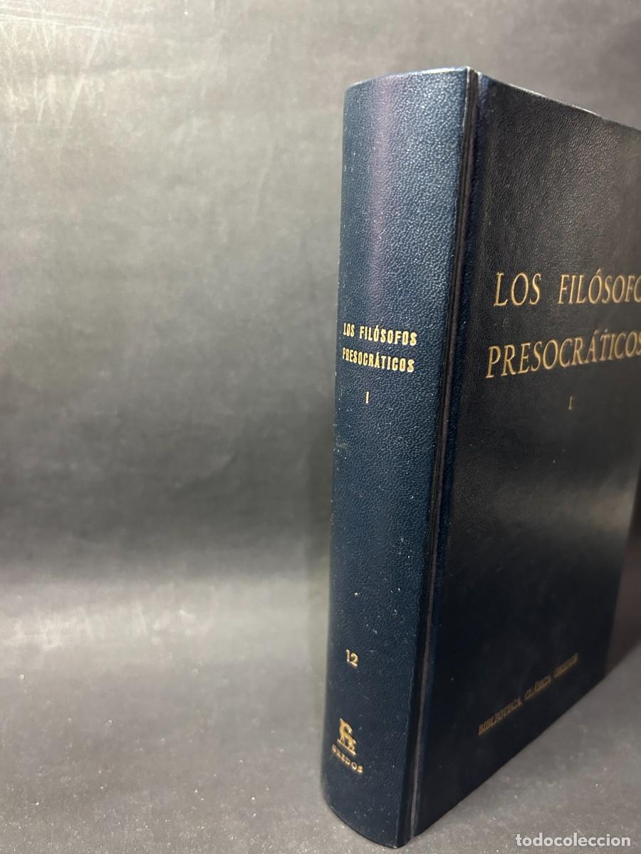 Libros de segunda mano: GREDOS - LOS FIL&Oacute;SOFOS PRESOCR&Aacute;TICOS - 1978 - Foto 2