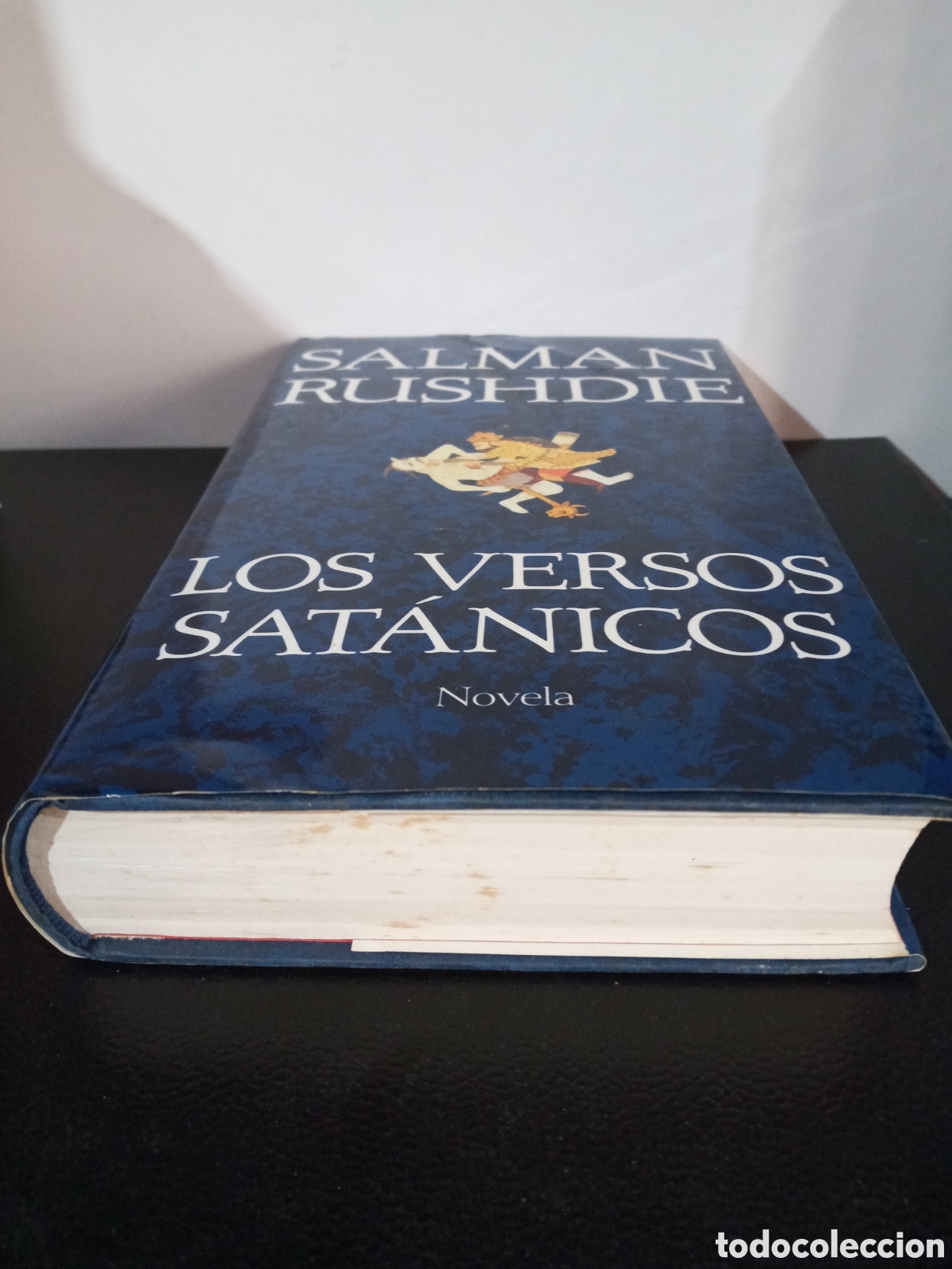 Libros de segunda mano: LOS VERSOS SAT&Aacute;NICOS SALMAN RUSHDIE - Foto 4
