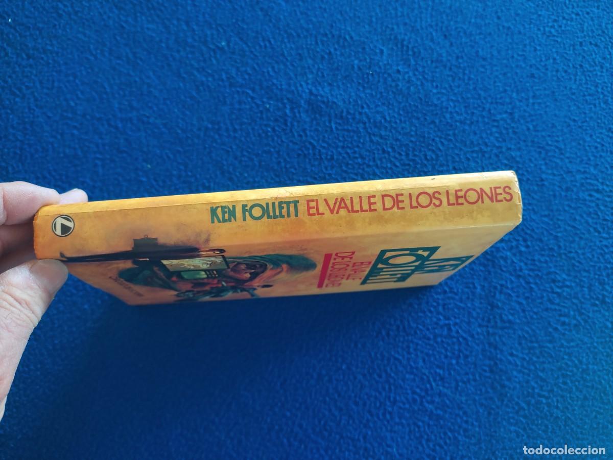 Libros de segunda mano: El Valle de los Leones Ken Follet C&iacute;rculo de Lectores 1987 - Foto 2