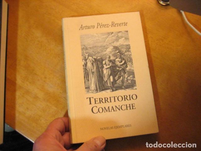 Libros de segunda mano: Territorio Comanche (PRIMERA EDICION) - P&eacute;rez-Reverte, Arturo ( DEFECTO ) - Foto 1
