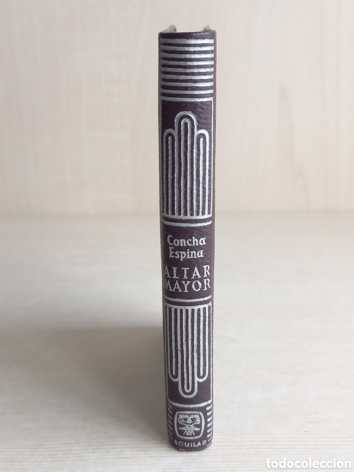 Libros de segunda mano: Altar Mayor. Concha Espina. Aguilar, colecci&oacute;n Crisol, 1966. - Foto 1