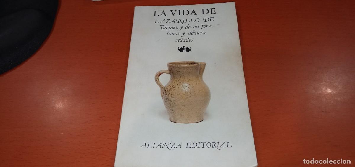 Libros de segunda mano: Lazarillo de Tormes Alianza Editorial - Foto 1
