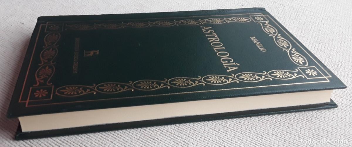 Libros de segunda mano: MANILIO. ASTROLOG&Iacute;A. BIBLIOTECA B&Aacute;SICA GREDOS. - Foto 2