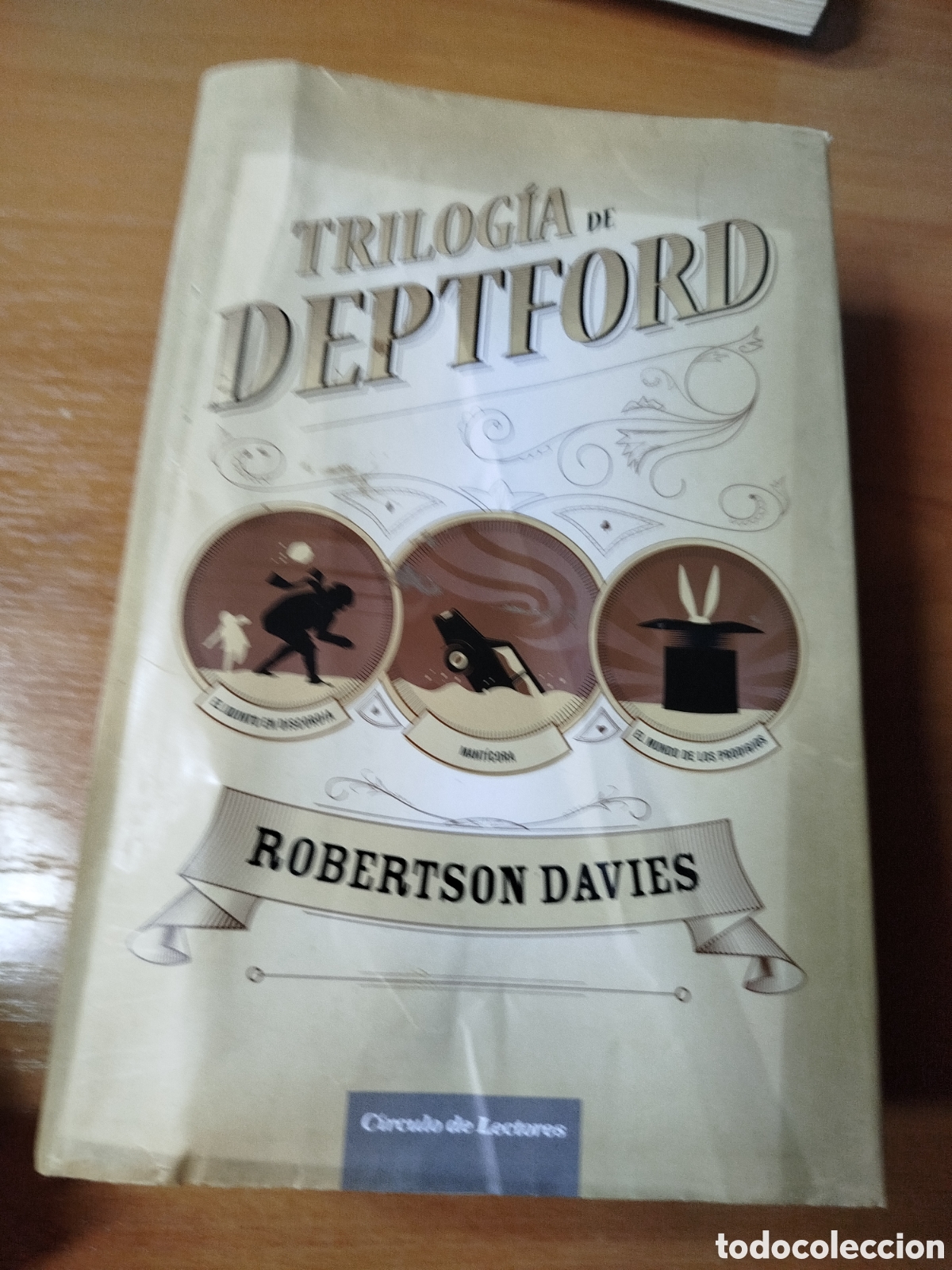 Libros de segunda mano: Trilog&iacute;a de deptford. Robertson Davies. C&iacute;rculo de lectores - Foto 1