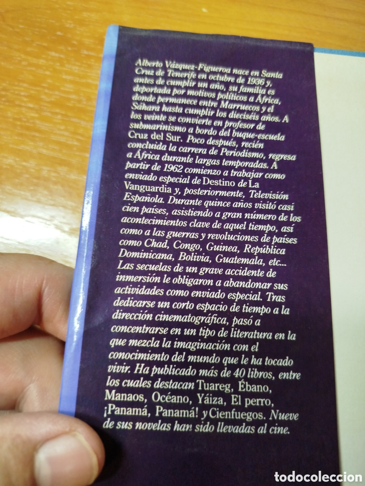 Libros de segunda mano: Delfines. Alberto V&aacute;zquez Figueroa - Foto 2