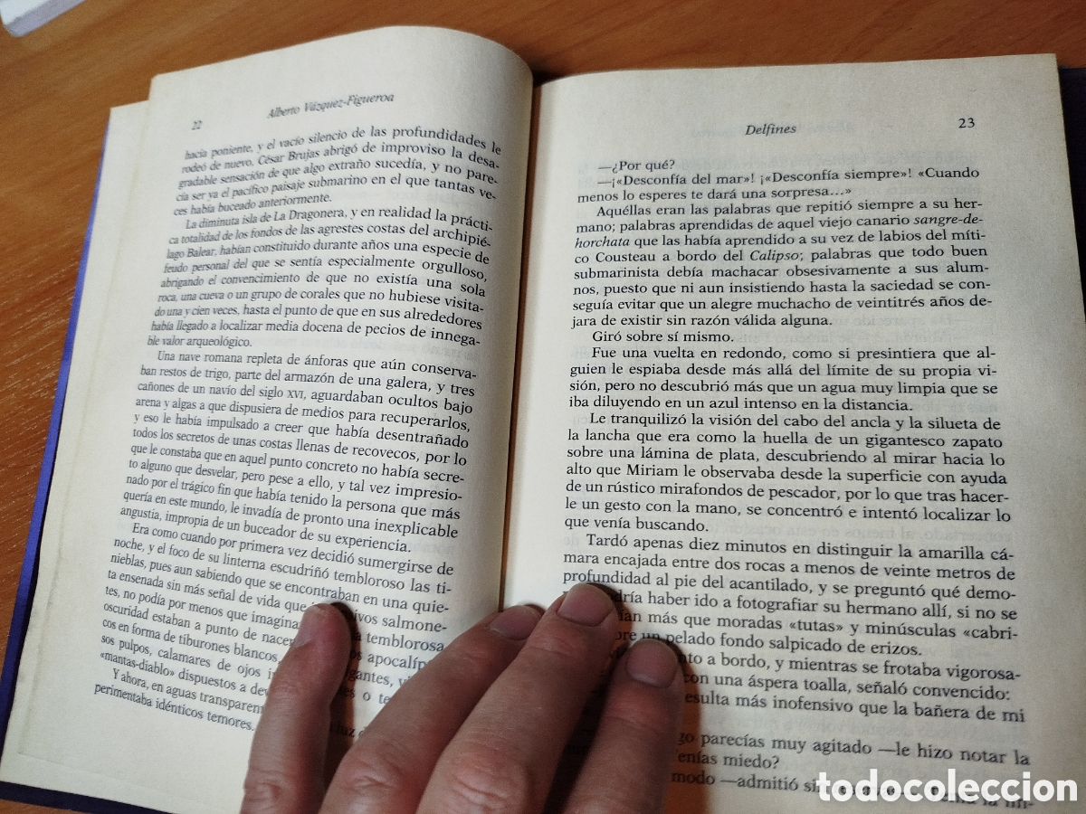 Libros de segunda mano: Delfines. Alberto V&aacute;zquez Figueroa - Foto 4