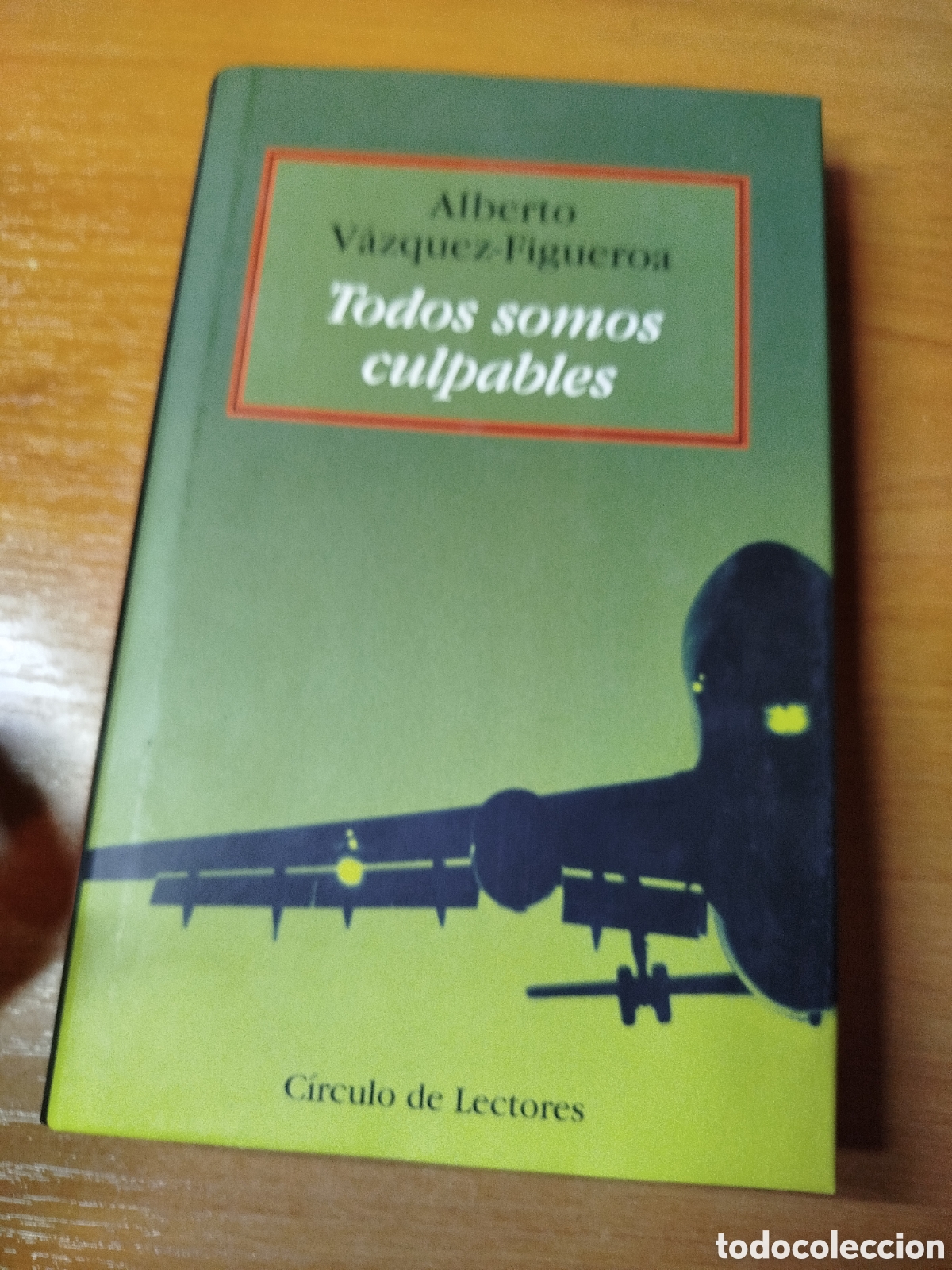 Libros de segunda mano: Todos somos culpables. Alberto V&aacute;zquez Figuero. - Foto 1