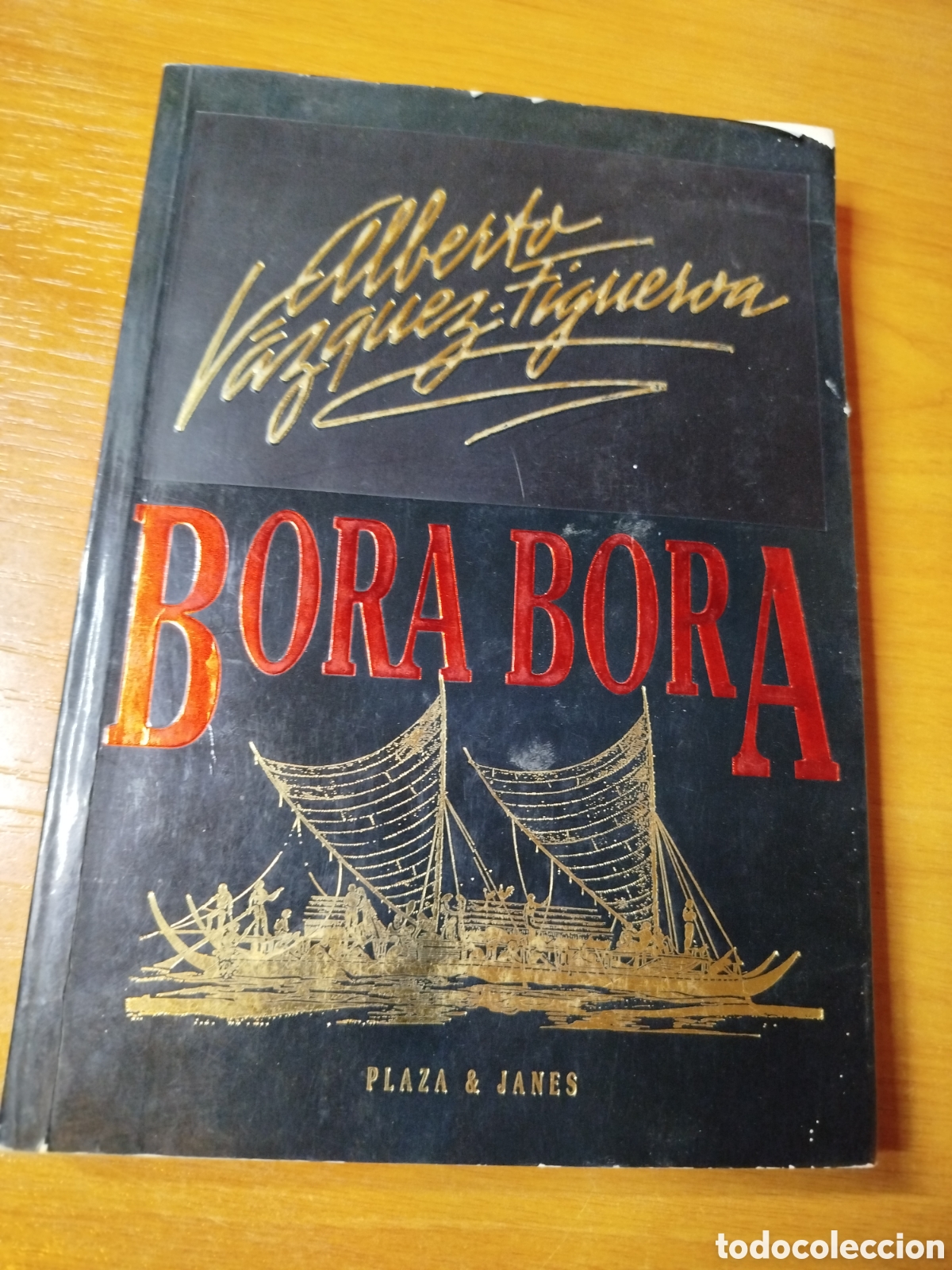 Libros de segunda mano: Bora Bora. Alberto V&aacute;zquez Figueroa - Foto 1