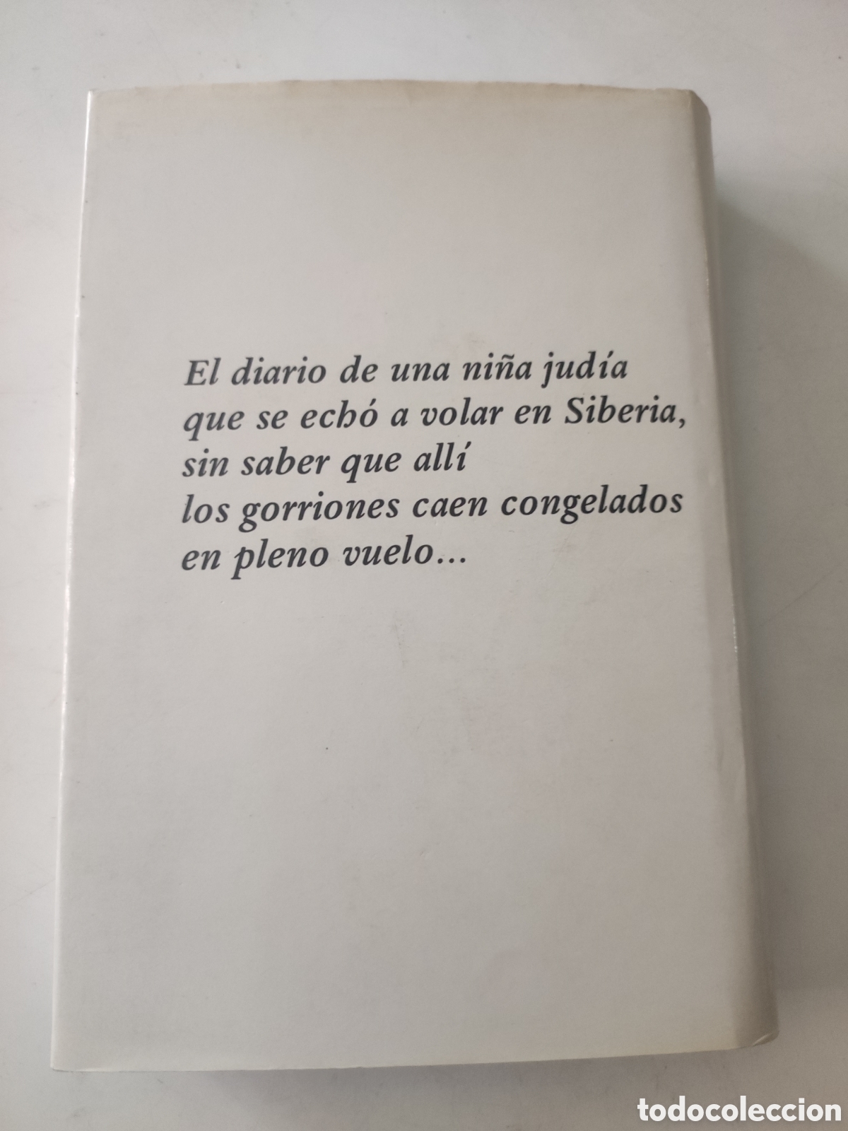 Libros de segunda mano: Un gorri&oacute;n en Siberia. Sylva Darel. - Foto 2