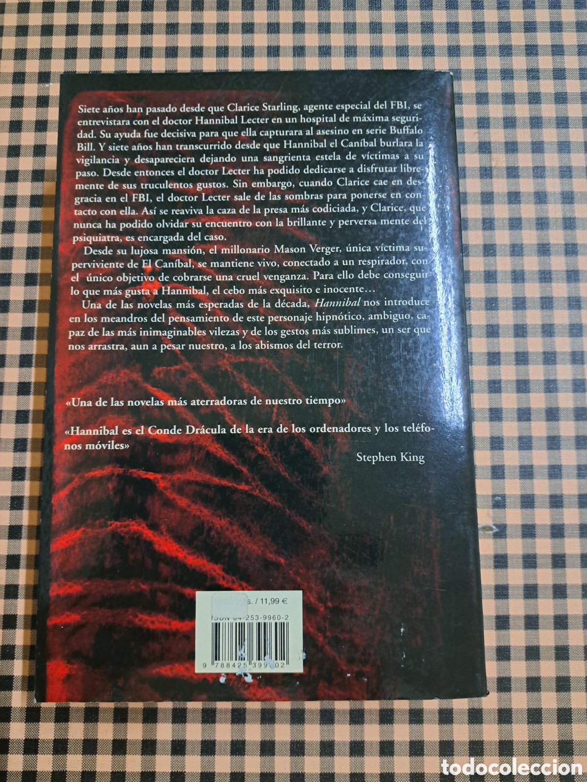 Libros de segunda mano: Hannibal de Thomas Harris segunda parte del silencio de los corderos - Foto 2