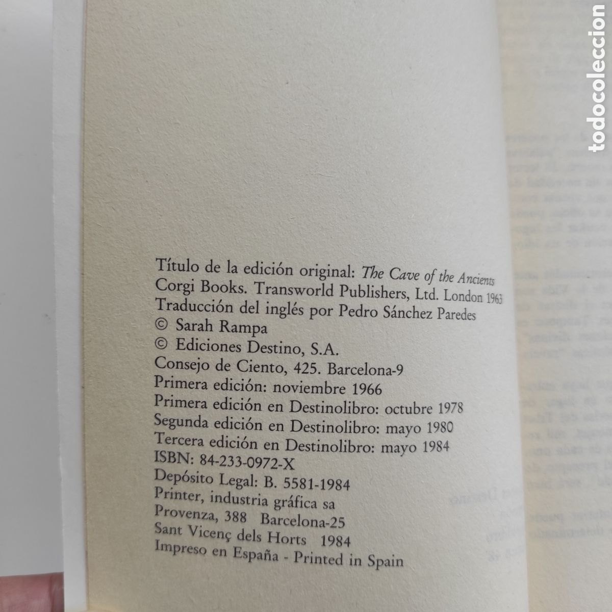 Libros de segunda mano: La caverna de los antepasados - Foto 3