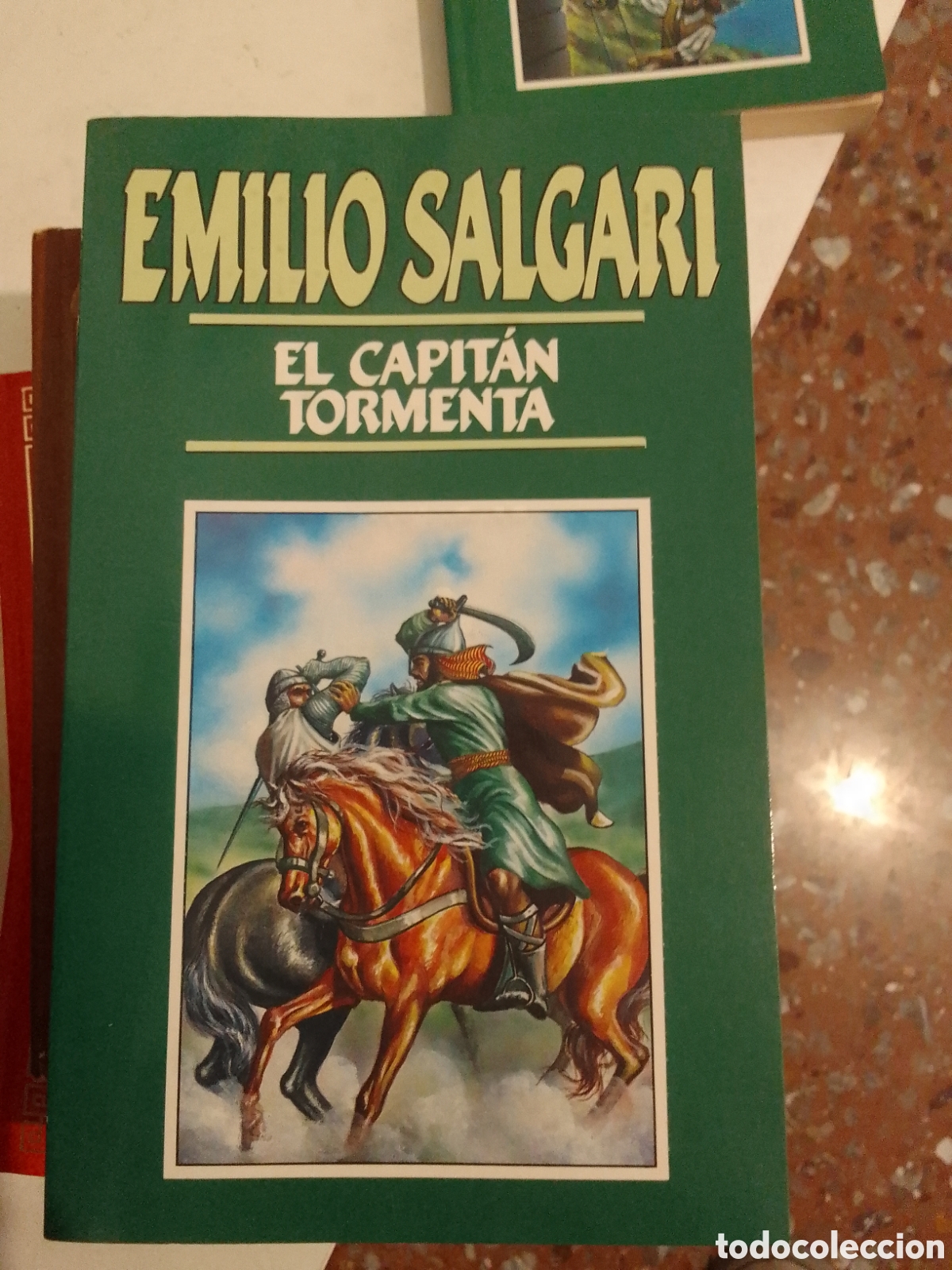 Libros de segunda mano: Emilio Salgari El capit&aacute;n tormenta - Foto 1