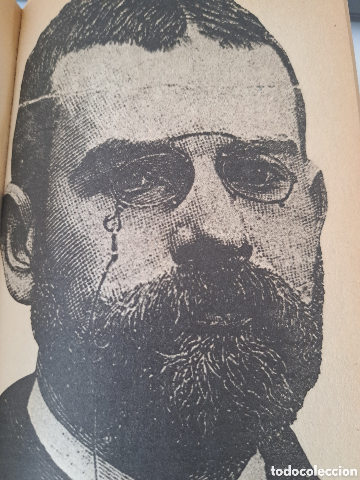 Libros de segunda mano: La Regenta Leopoldo Alas Clar&iacute;n - Foto 2
