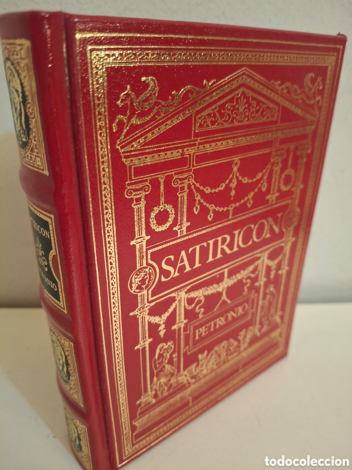 Libros de segunda mano: EL SATIRICON, PETRONIO, CLUB INTERNACIONAL DEL LIBRO, 1990 - Foto 1