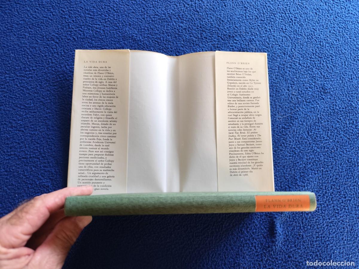 Libros de segunda mano: La Vida Dura Flann O`Brien C&iacute;rculo de Lectores 1991 - Foto 5