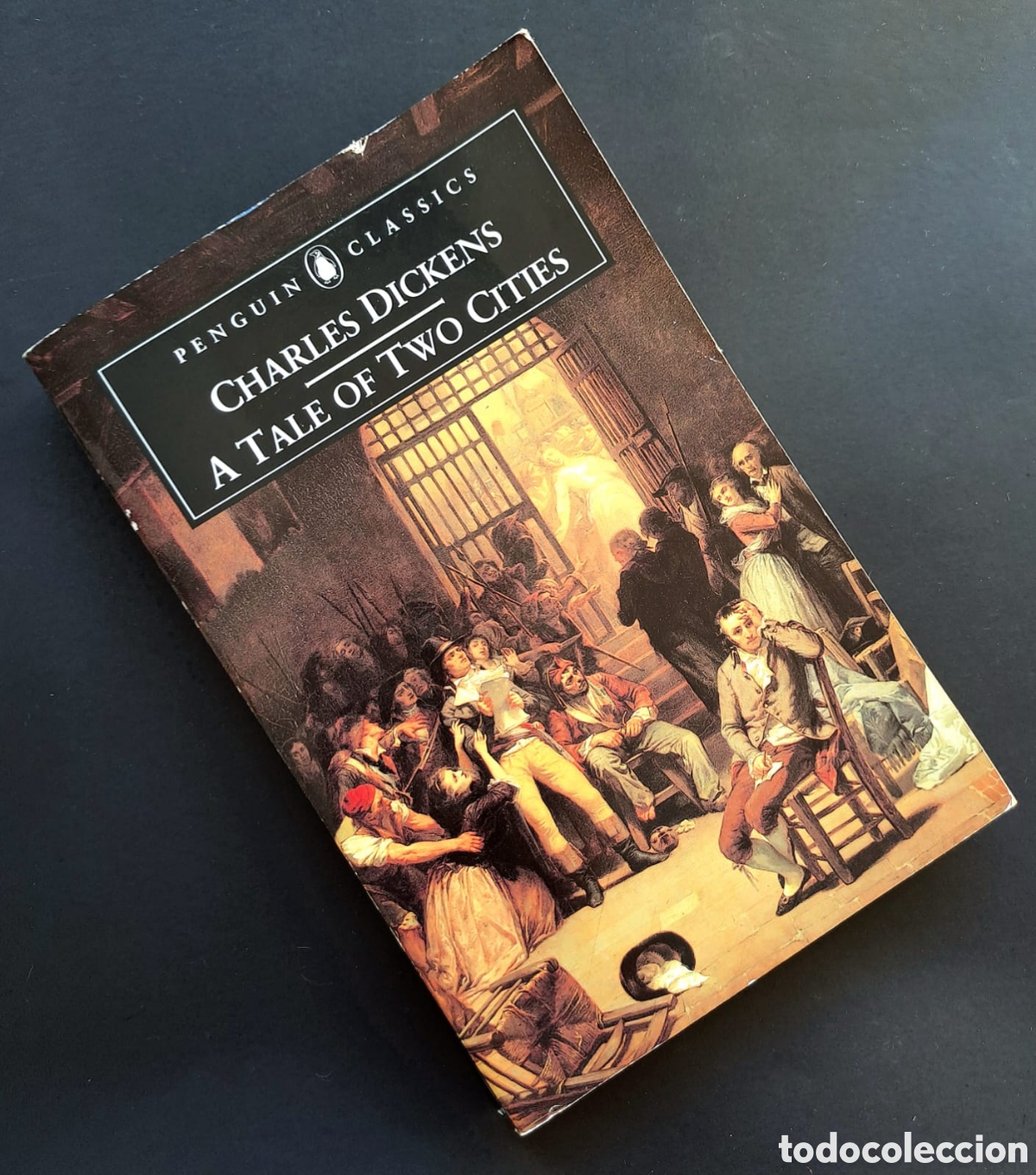 Libros de segunda mano: A tale of two cities - Charles Dickens - Penguin Classics - Foto 1
