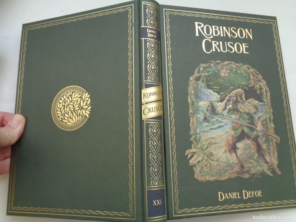 Libros de segunda mano: ROBINSON CRUSOE , DE DANIEL DEFOE . EDICION DE LUJO DE SALVAT , 2020 - Foto 2
