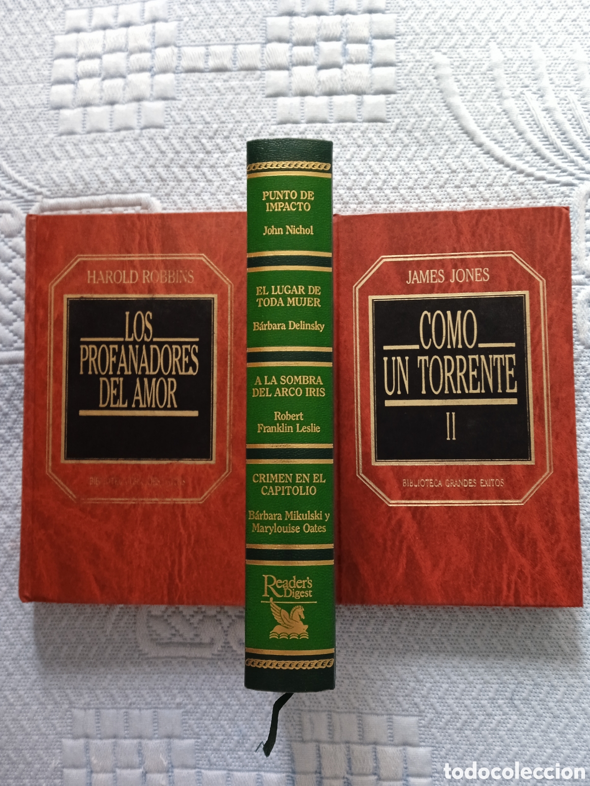 Libros de segunda mano: Lote 3 libros . Biblioteca grandes exitos, Coleccion Readers. - Foto 1
